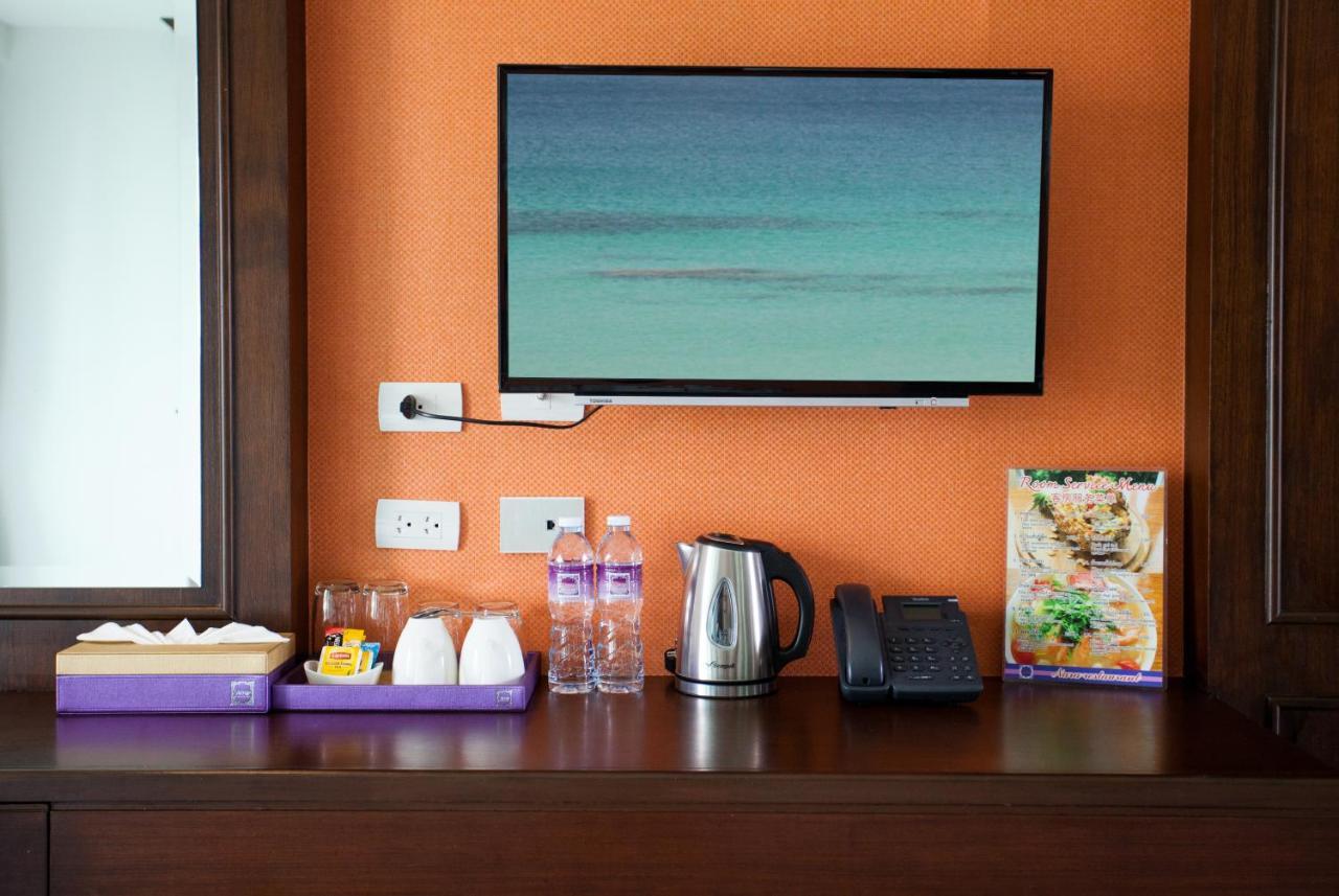 Supicha Pool Access Hotel - Sha Plus Phuket Екстериор снимка