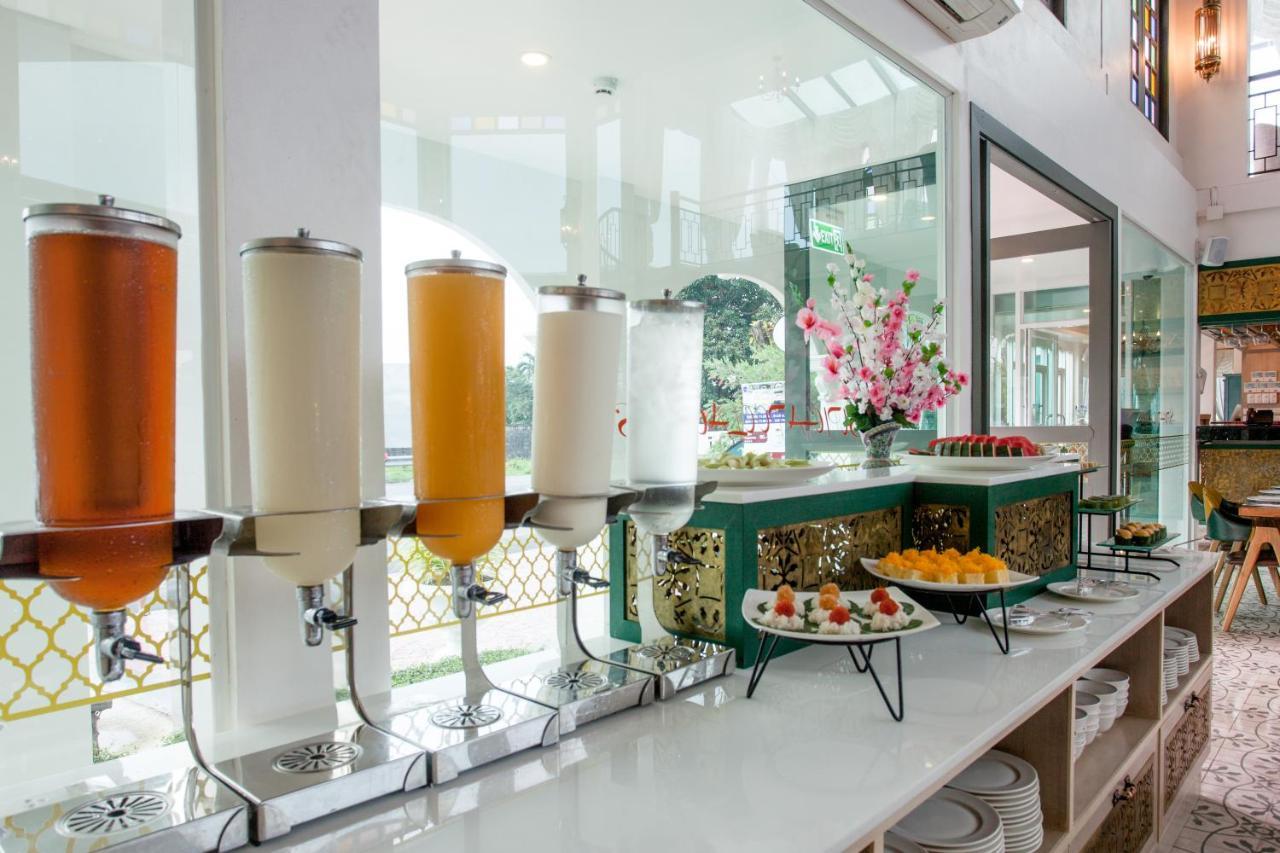 Supicha Pool Access Hotel - Sha Plus Phuket Екстериор снимка