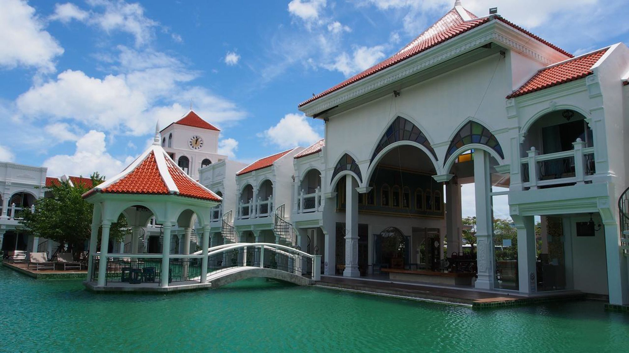Supicha Pool Access Hotel - Sha Plus Phuket Екстериор снимка